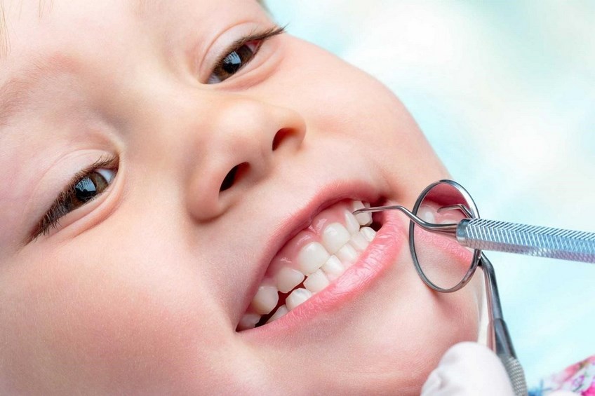 Лечение зубов ребенка